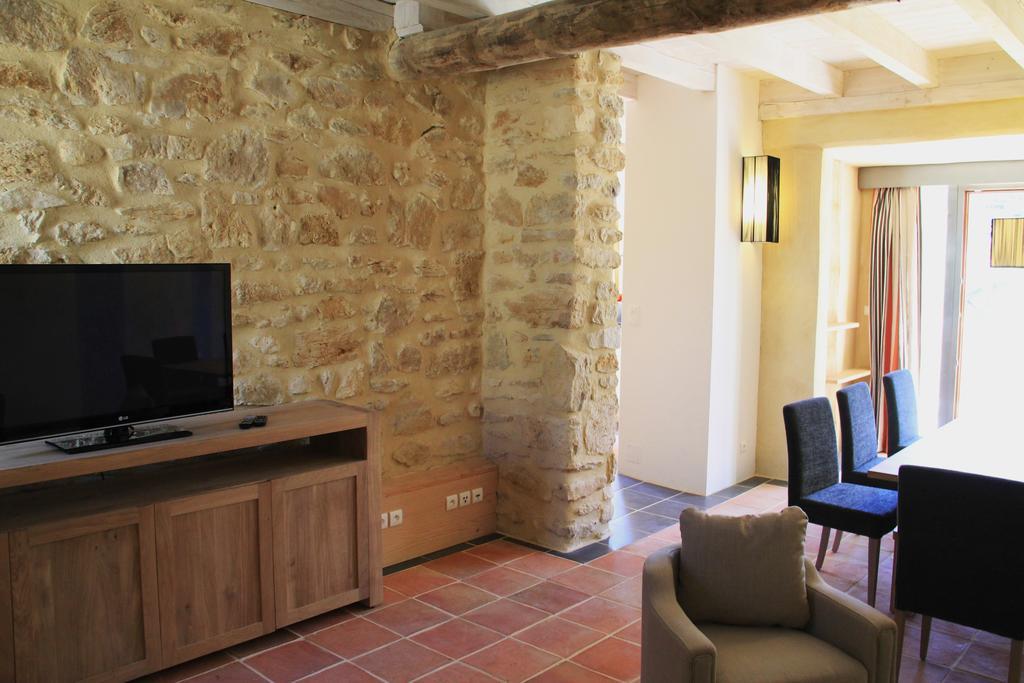 Hotel Hollyoaks Estate Saint-Pons-la-Calm Zimmer foto